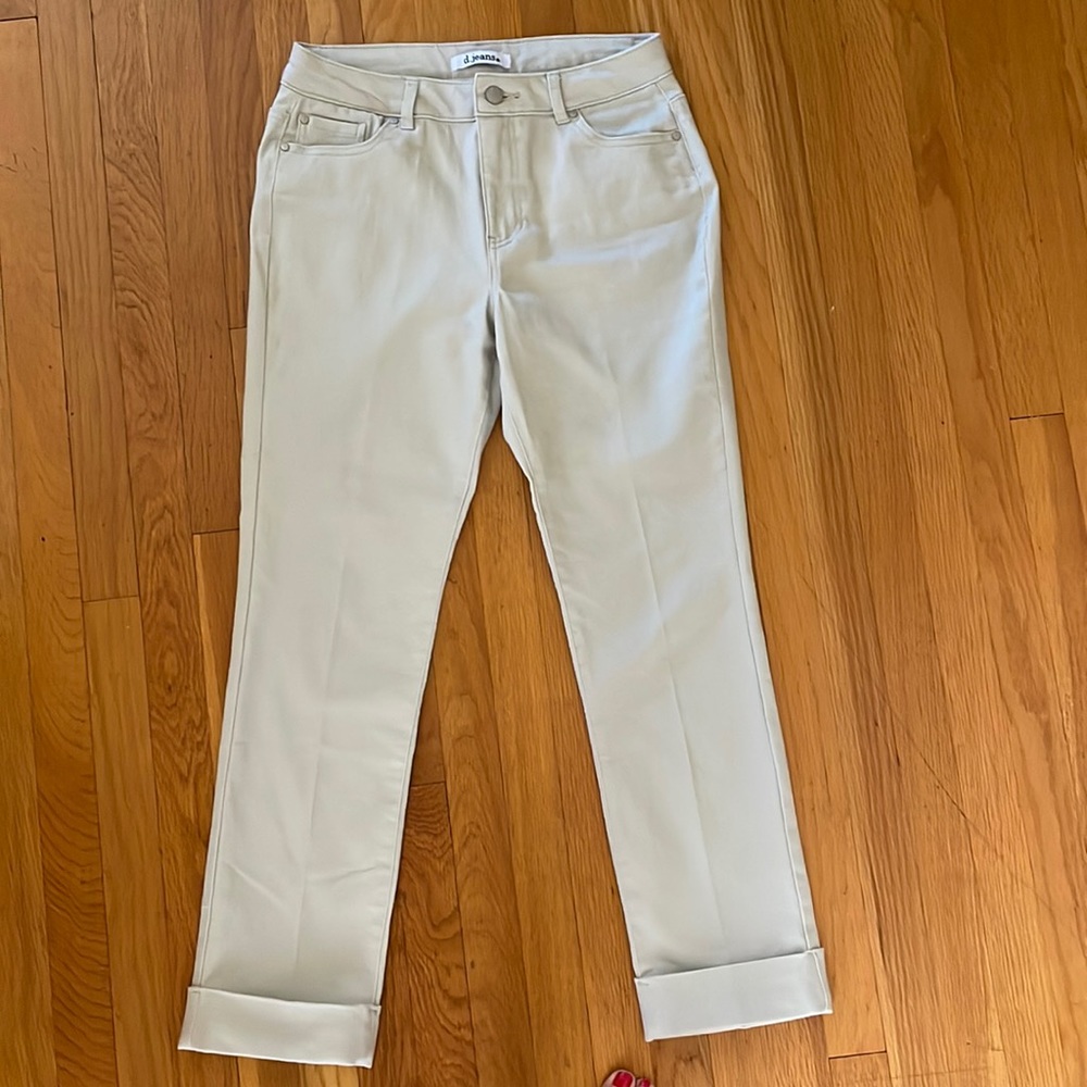 D Jeans hi-rise khaki cuffed pants size 6